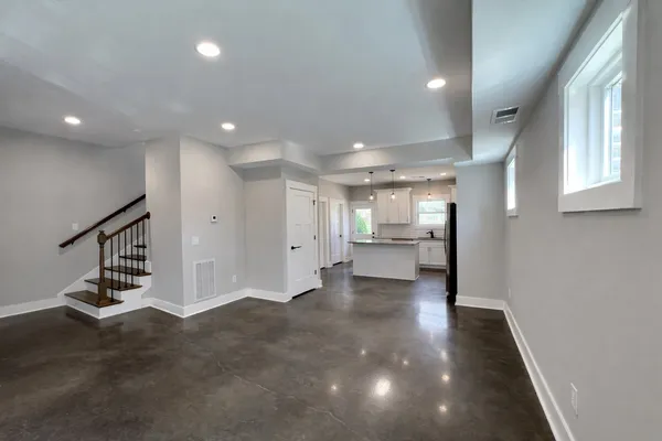 $1,999 | 101 Portland Boulevard, Portland, TN 37148