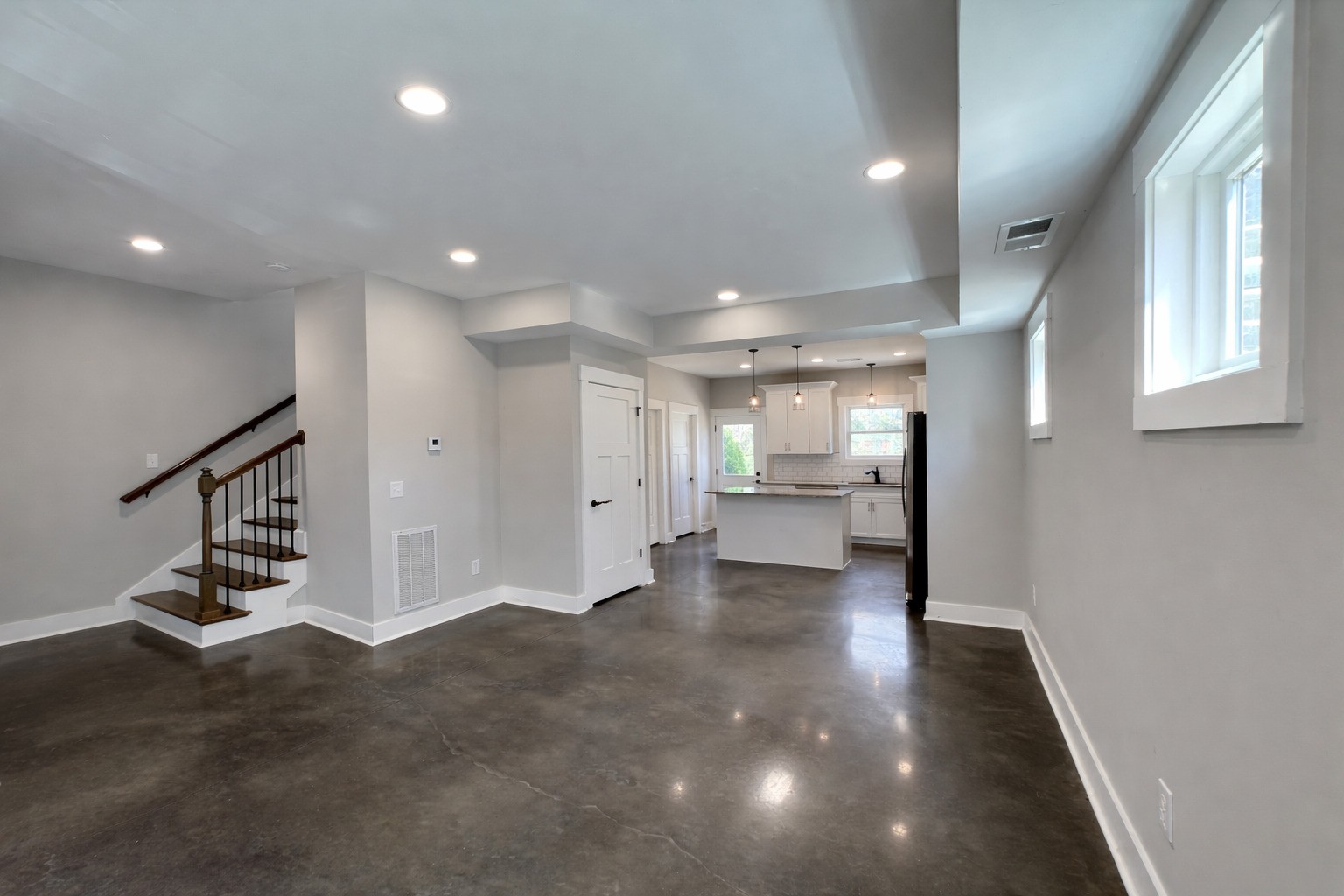 101 Portland Boulevard Portland, TN 37148 - Photo 4 of 18