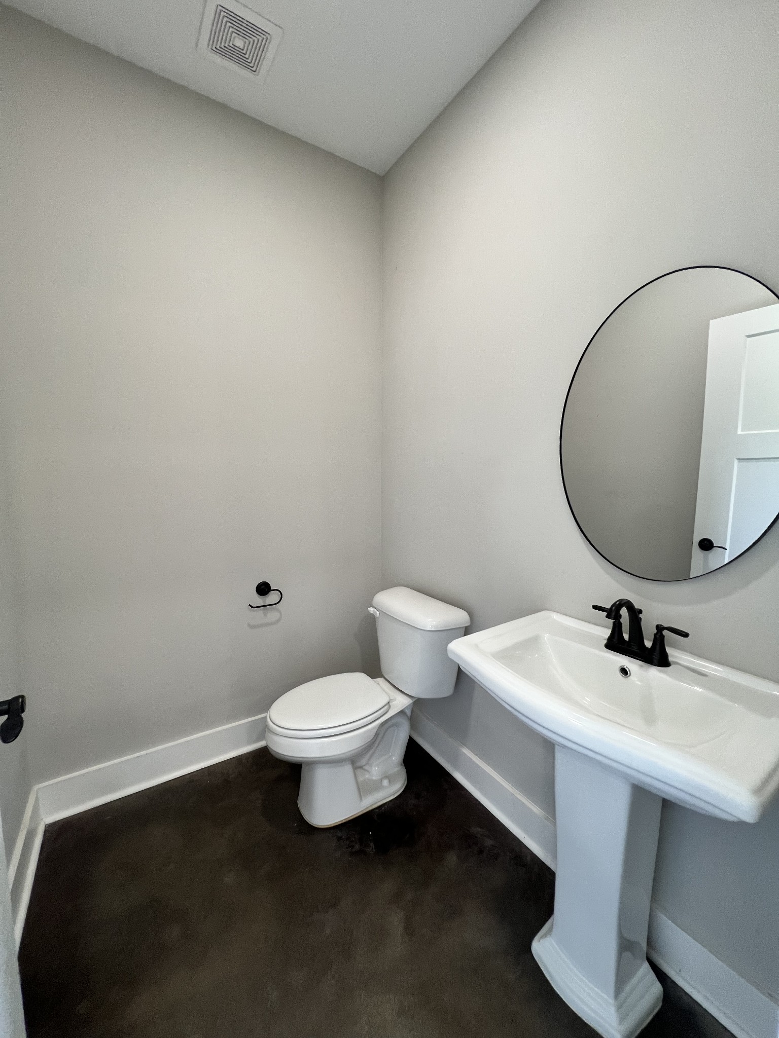 101 Portland Boulevard Portland, TN 37148 - Photo 9 of 18