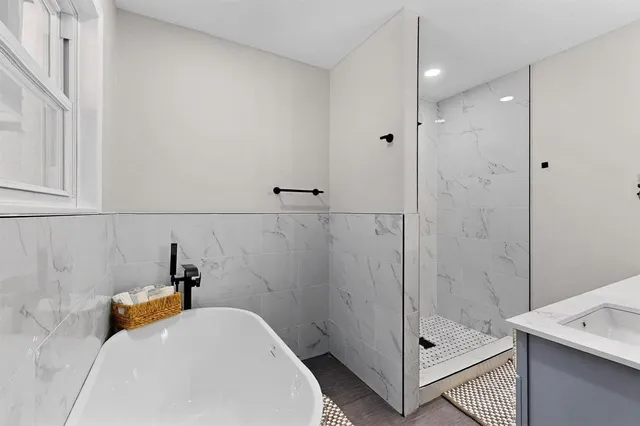 $5,500 | 10132 Medlock Drive, Dallas, TX 75218