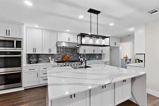 $5,500 | 10132 Medlock Drive, Dallas, TX 75218