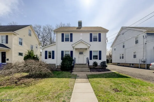 $2,550 | 16 Sherman Avenue, Unit 2, Morris Plains, NJ 07950