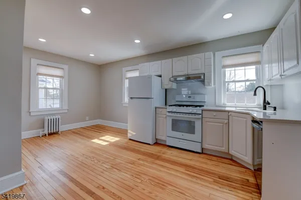 $2,550 | 16 Sherman Avenue, Unit 2, Morris Plains, NJ 07950