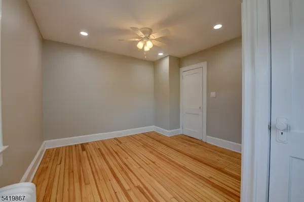 $2,550 | 16 Sherman Avenue, Unit 2, Morris Plains, NJ 07950