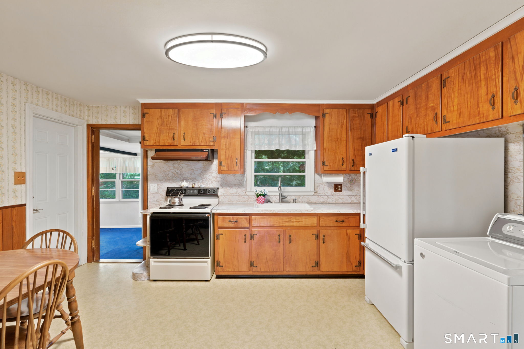 145 Intervale Road Trumbull, CT 06611 - Photo 3 of 29