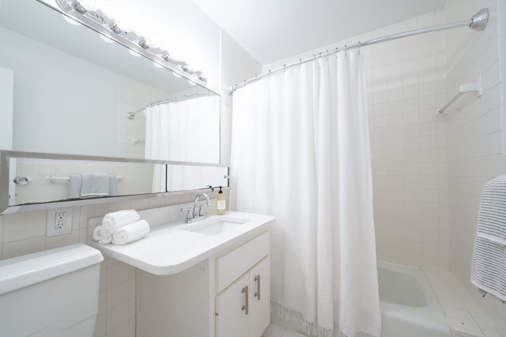 41 Centre Street, Unit 403 Brookline, MA 02446 - Photo 12 of 21