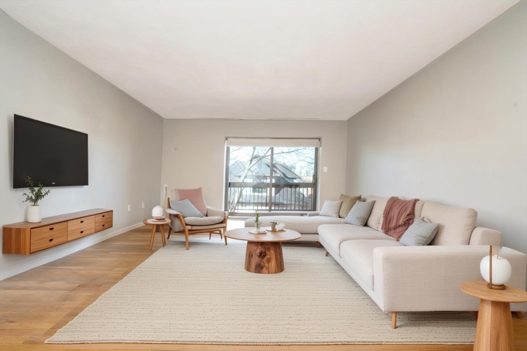 41 Centre Street, Unit 403 Brookline, MA 02446 - Photo 4 of 21