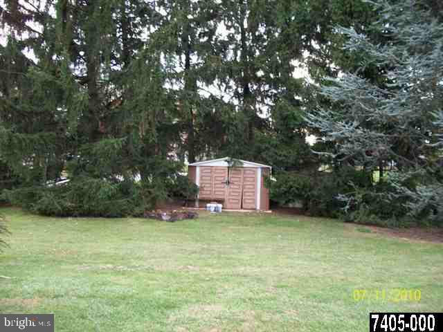 3400 Holly Road Dover, PA 17315 - Photo 7 of 23 Gallery Image 7