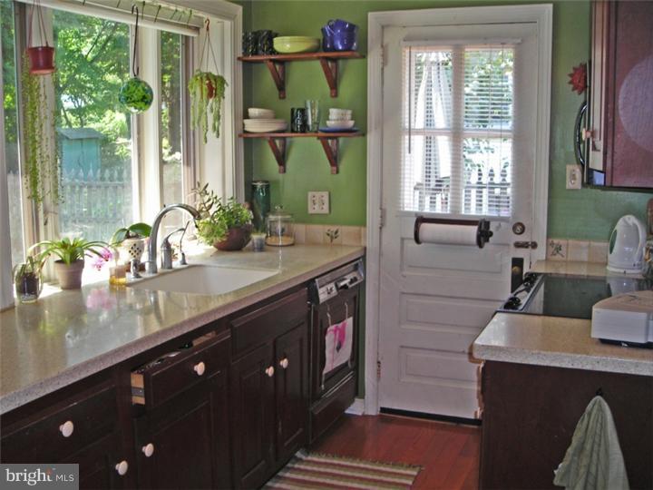 729 Fern Road Glenside, PA 19038 - Photo 16 of 25 Kitchen