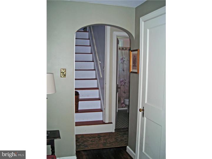 729 Fern Road Glenside, PA 19038 - Photo 19 of 25 Hallway