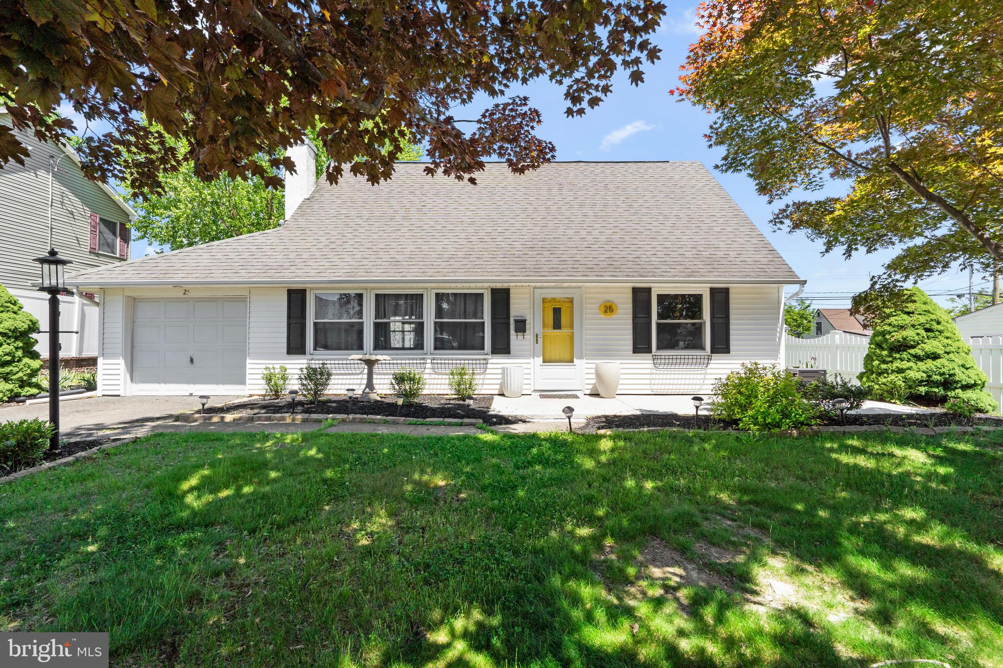 25 Cable Road Levittown, PA 19057 - Photo 1 of 34 Gallery Image 1