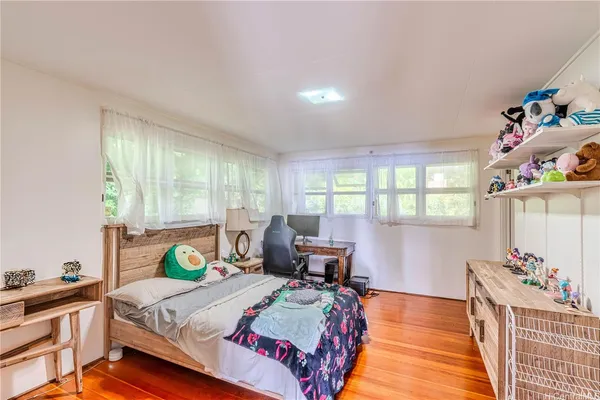 a living room filled with furniture