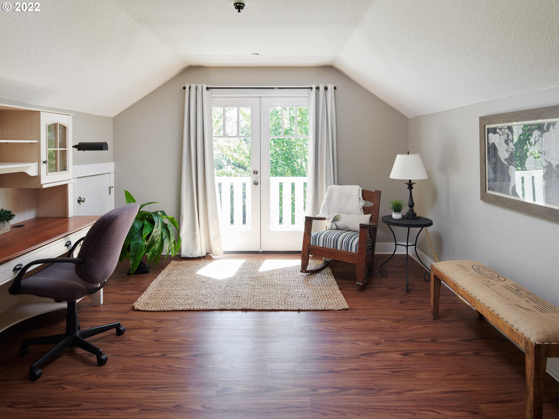 4825 Southwest Evans Street Portland, OR 97219 - Photo 19 of 32 a living room with furniture and a window