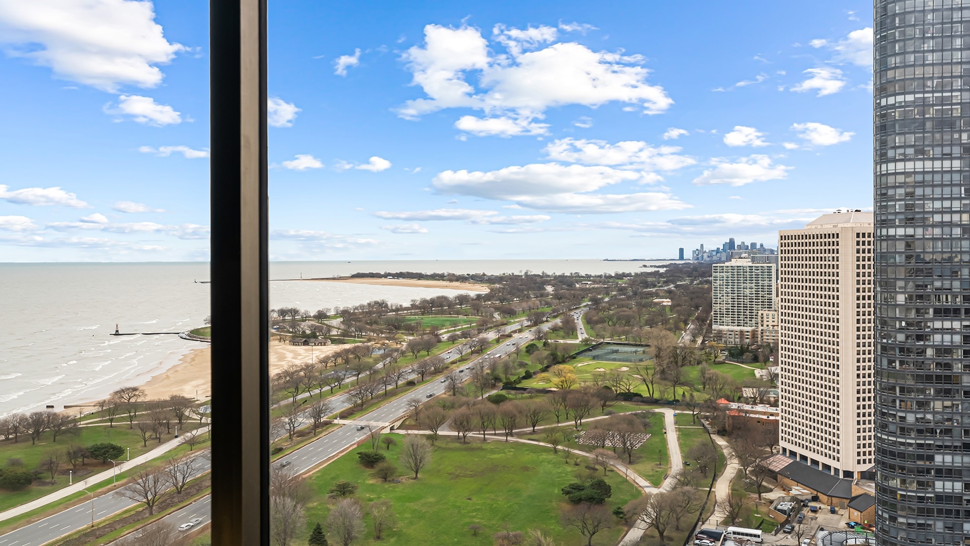 5455 North Sheridan Road, Unit 3306 Chicago, IL 60640 - Photo 12 of 20