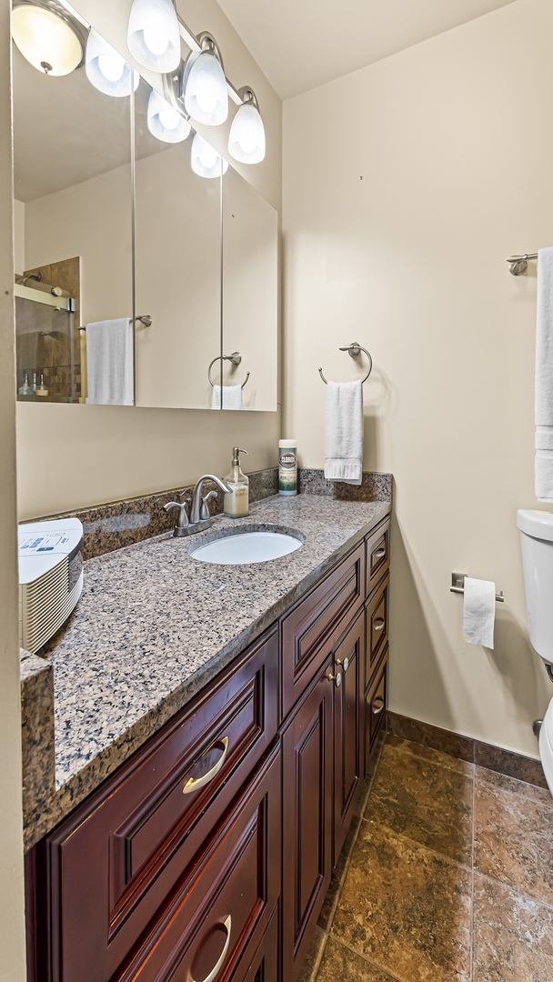 5455 North Sheridan Road, Unit 3306 Chicago, IL 60640 - Photo 14 of 20