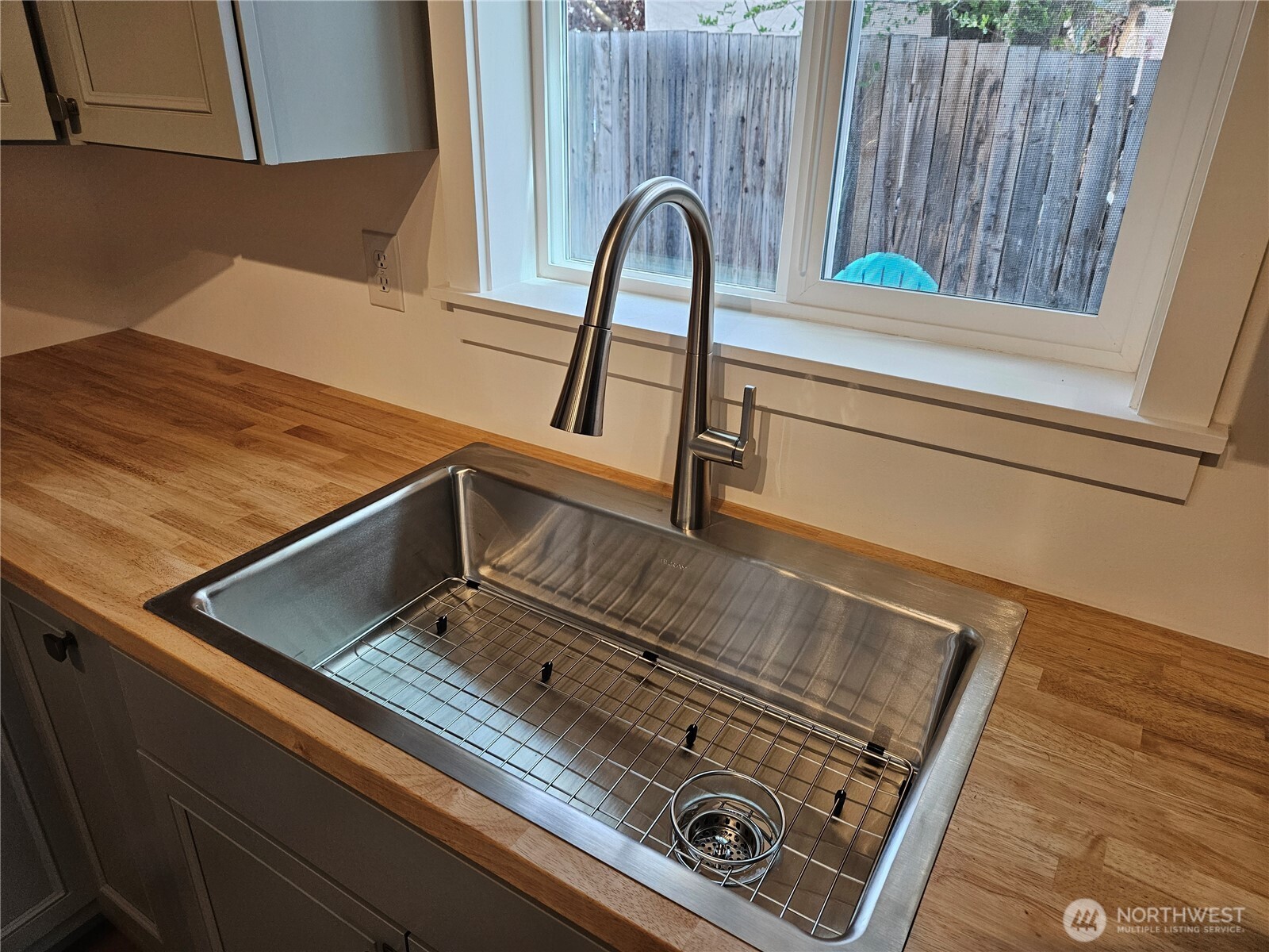 108 West 3rd Street Lind, WA 99341 - Photo 14 of 29