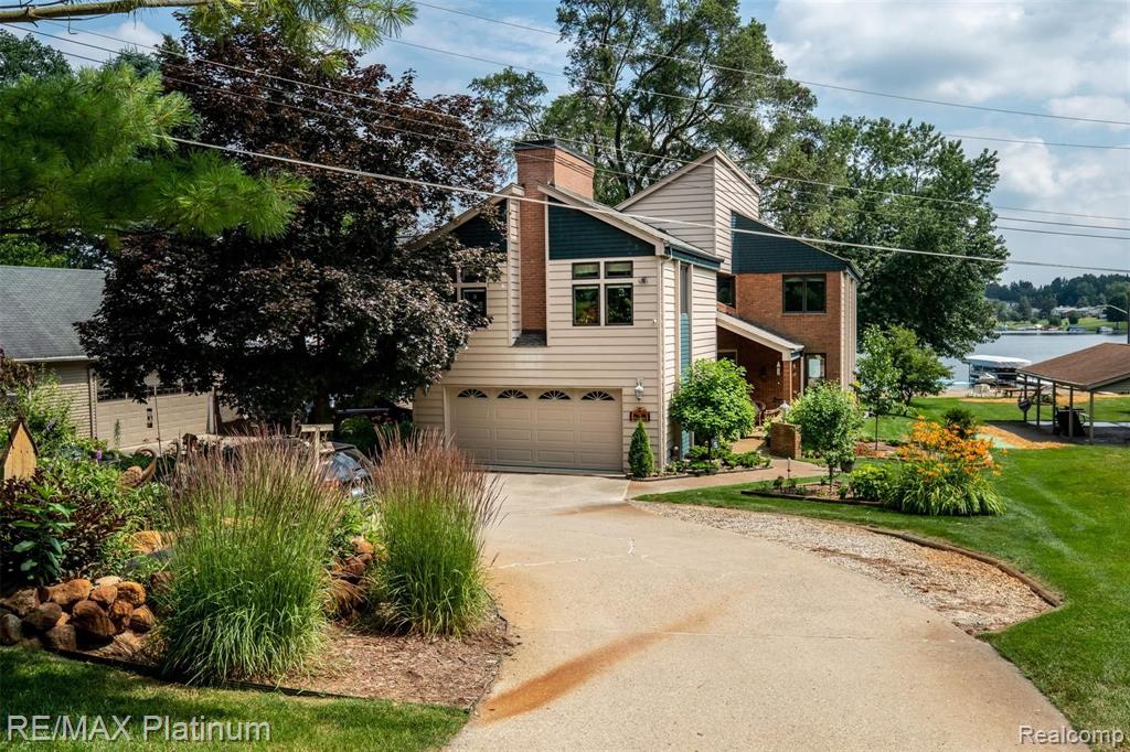 2637 Rubbins Road Howell, MI 48843 - Photo 48 of 56