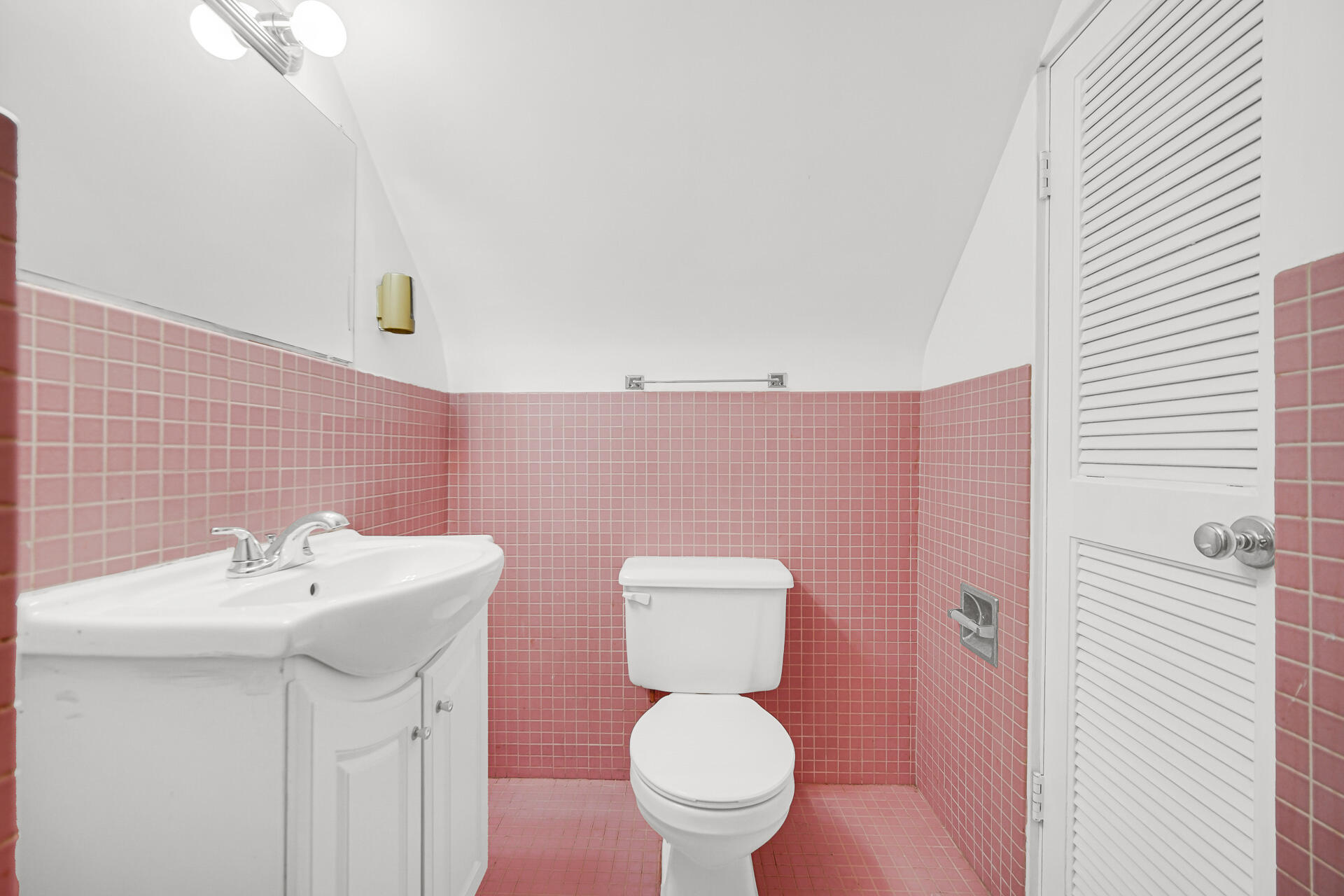 4641 Delaware Street Gary, IN 46409 - Photo 15 of 22 a bathroom with a sink mirror and toilet