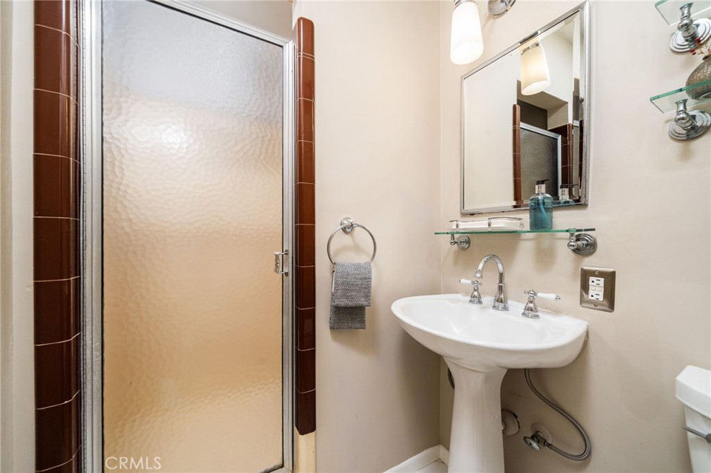 1453 Tulane Road Claremont, CA 91711 - Photo 15 of 59