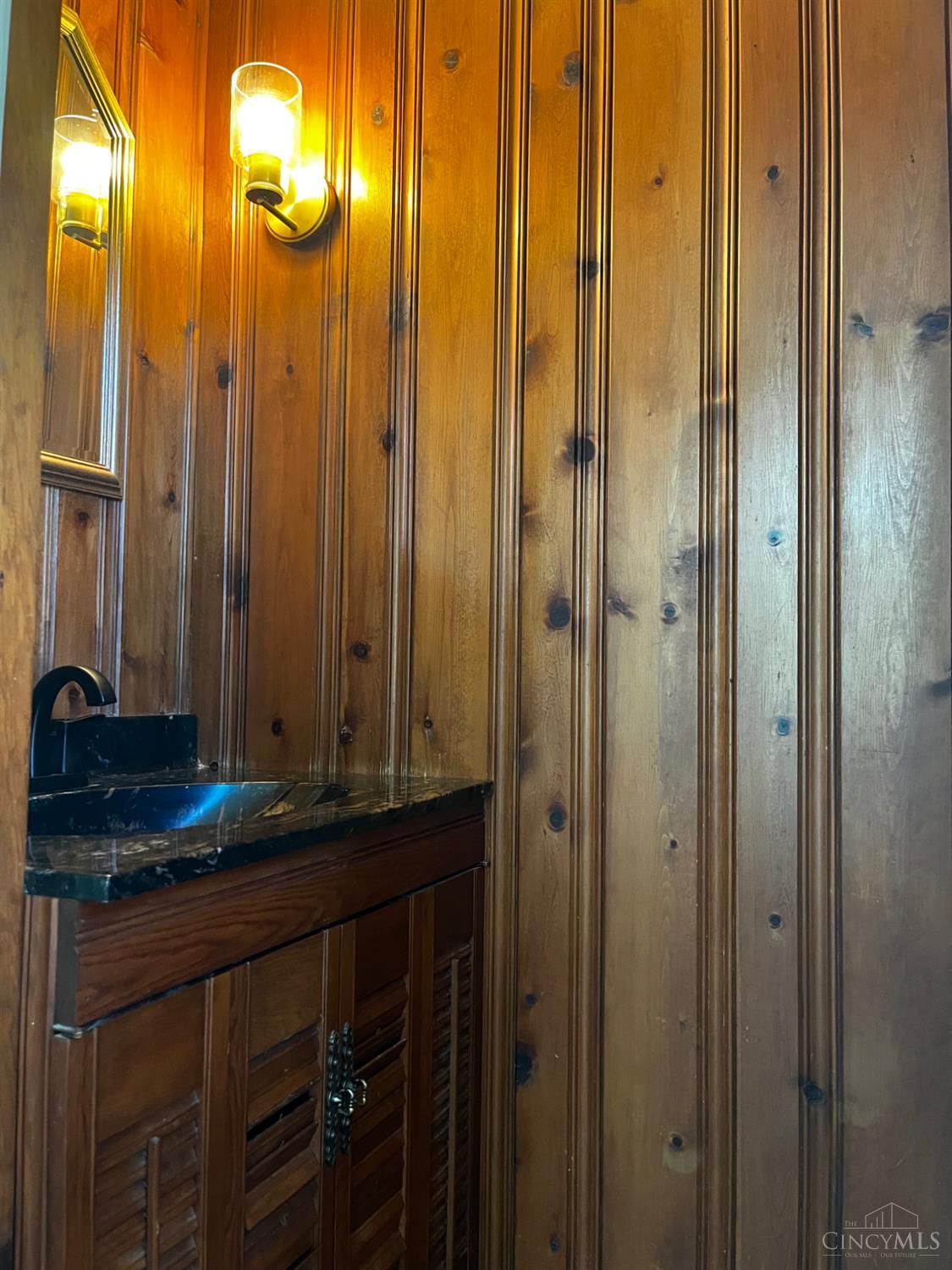 5449 Sidney Road Cincinnati, OH 45238 - Photo 19 of 27