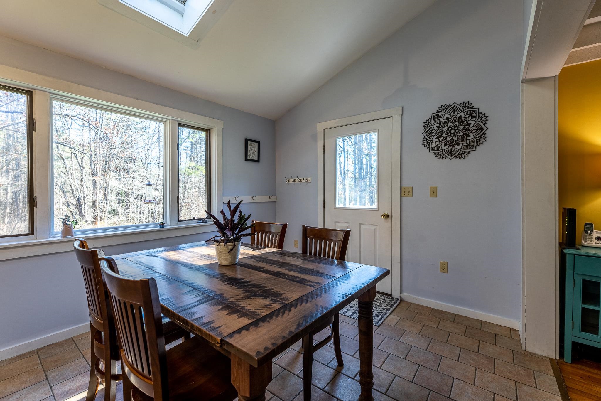 27 Bullock Road Norwich, VT 05055 - Photo 4 of 24