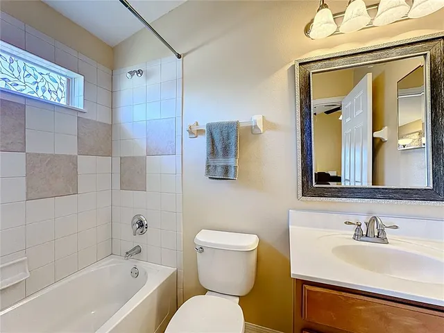 $525,000 | 5854 Manchester Bridge Drive, Orlando, FL 32829