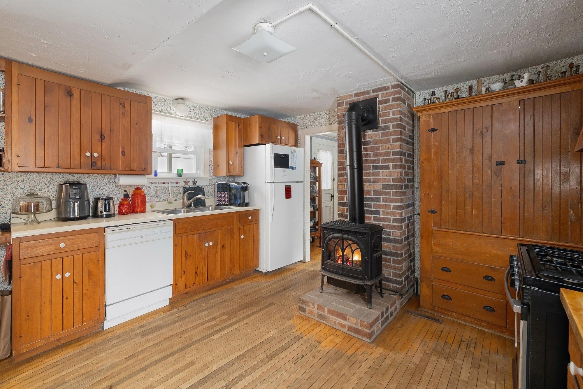 376 Highway 15 Jericho, VT 05465 - Photo 31 of 48