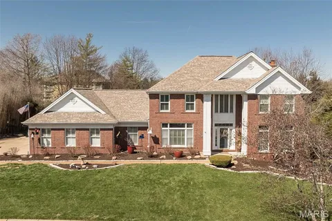 $1,265,000 | 2029 Brook Hill Lane, Chesterfield, MO 63017
