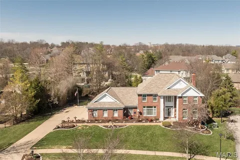 $1,265,000 | 2029 Brook Hill Lane, Chesterfield, MO 63017