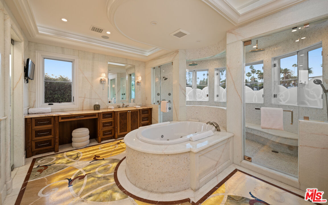 718 North Rodeo Drive Beverly Hills, CA 90210 - Photo 20 of 51