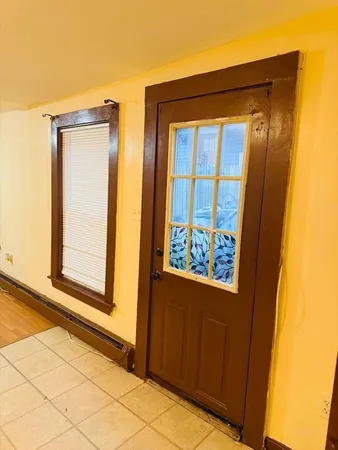 $2,000 | 81 Bellevue Avenue, Unit 1, Haverhill, MA 01832