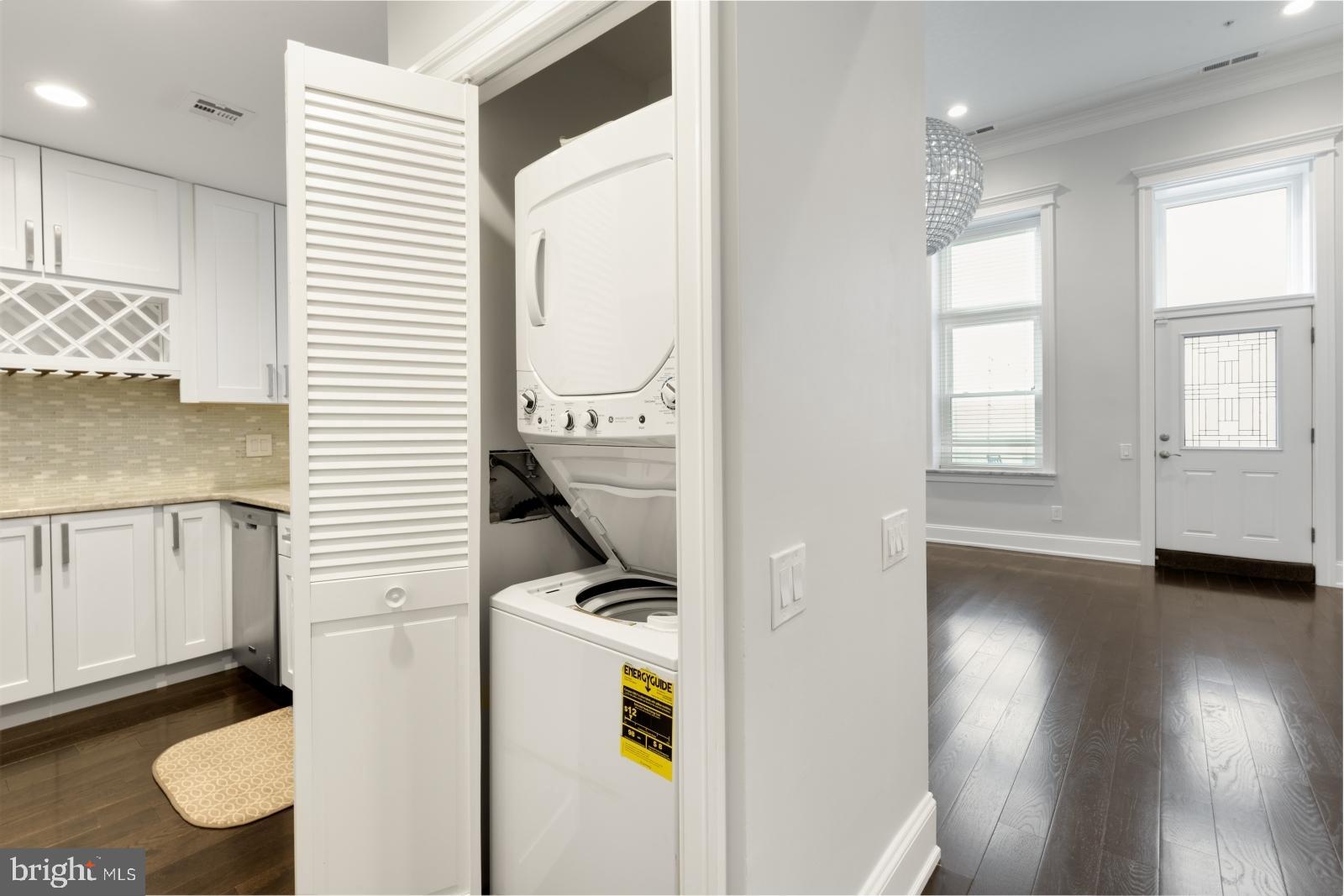 12-16 Letitia Street, Unit 105 Philadelphia, PA 19106 - Photo 12 of 40