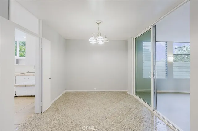 $3,400 | 432 South Sierra Madre Boulevard, Unit 8, Pasadena, CA 91107