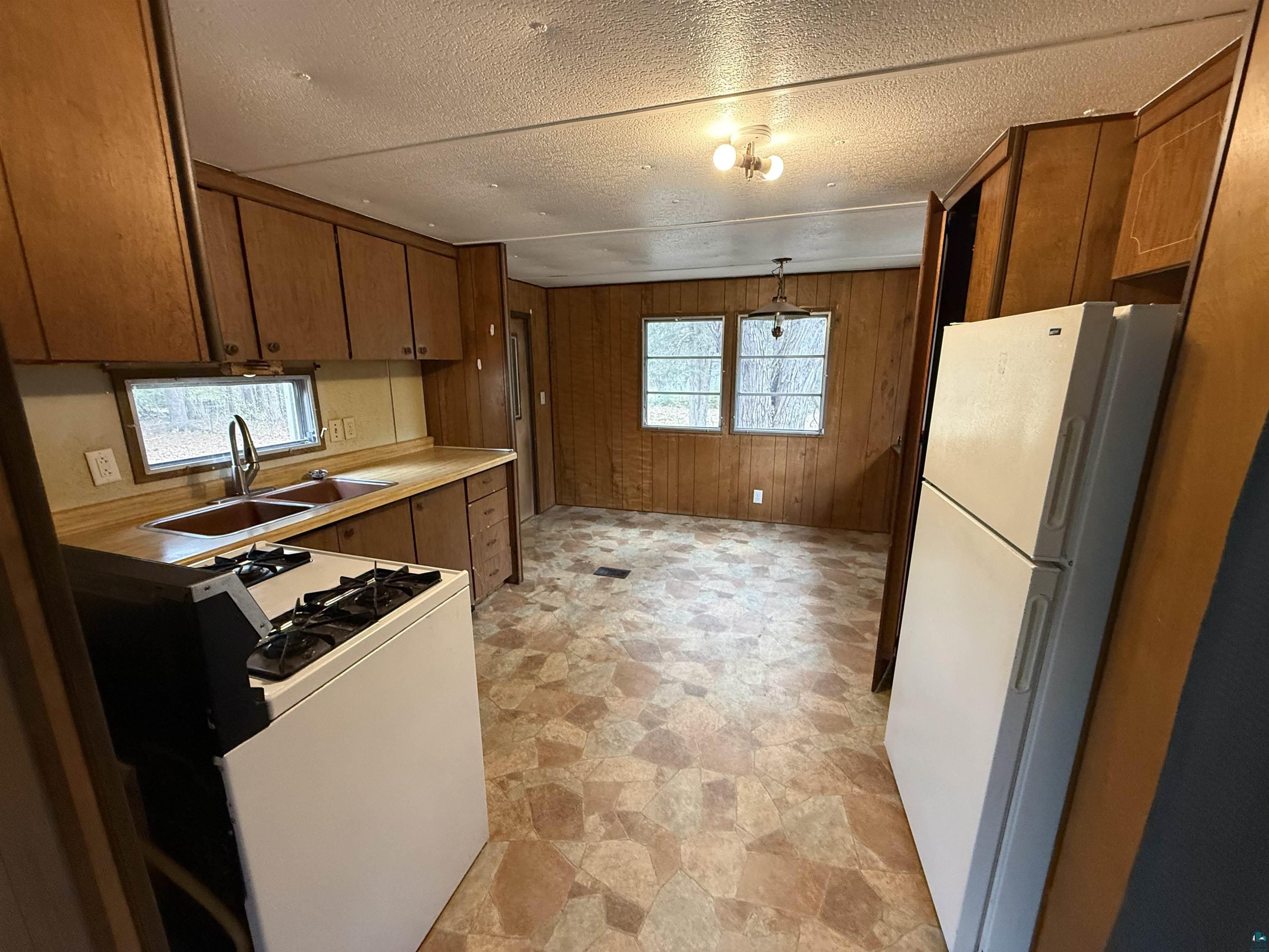 9568 Spruce Drive Gordon, WI 54838 - Photo 8 of 10
