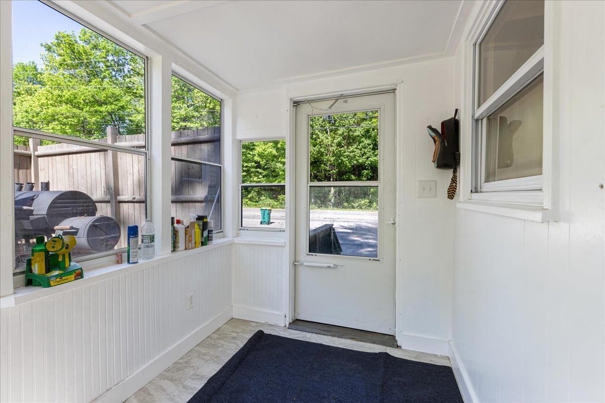 736 Columbus Avenue Rochester, NH 03867 - Photo 11 of 40