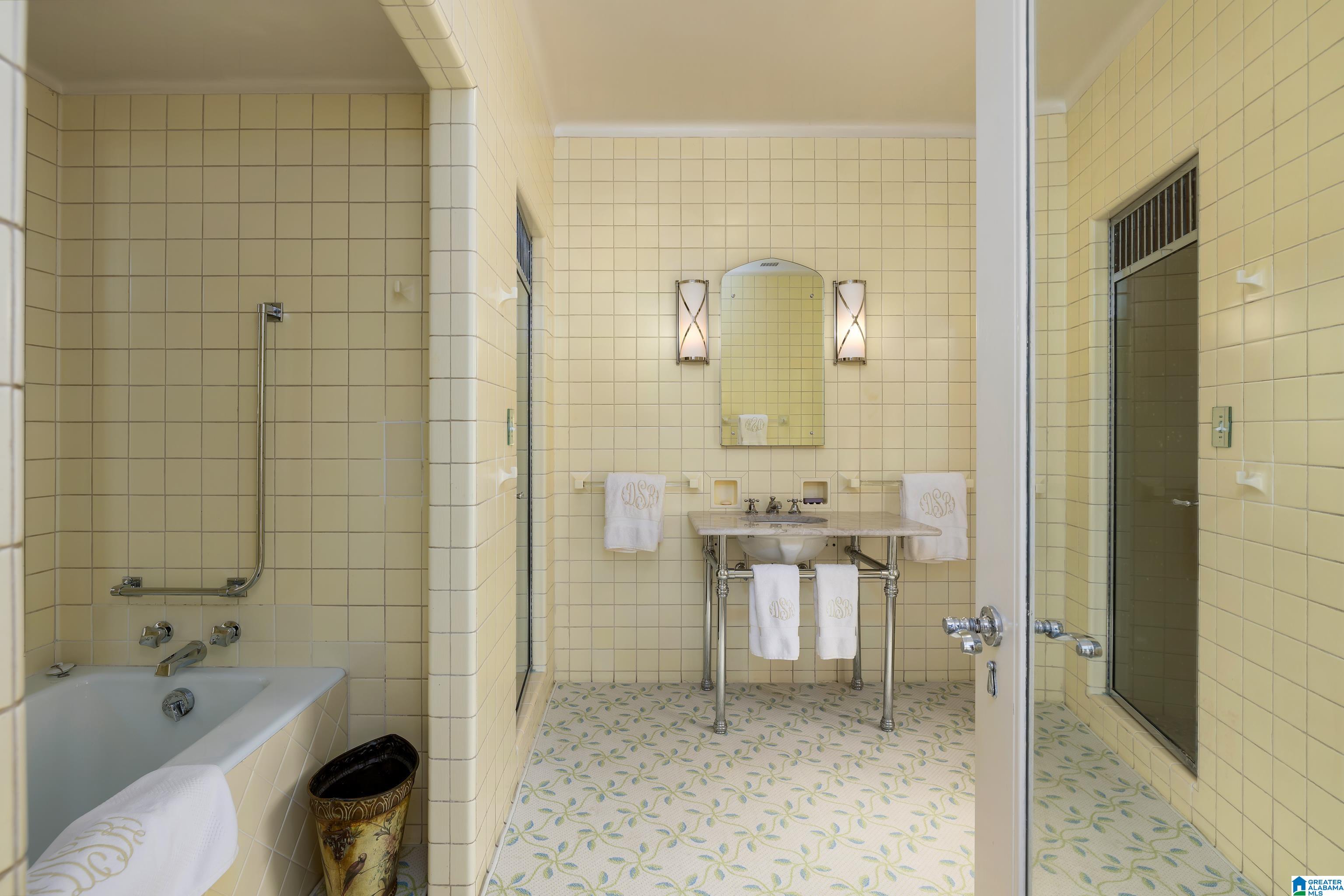 2942 Cherokee Road Birmingham, AL 35223 - Photo 45 of 94