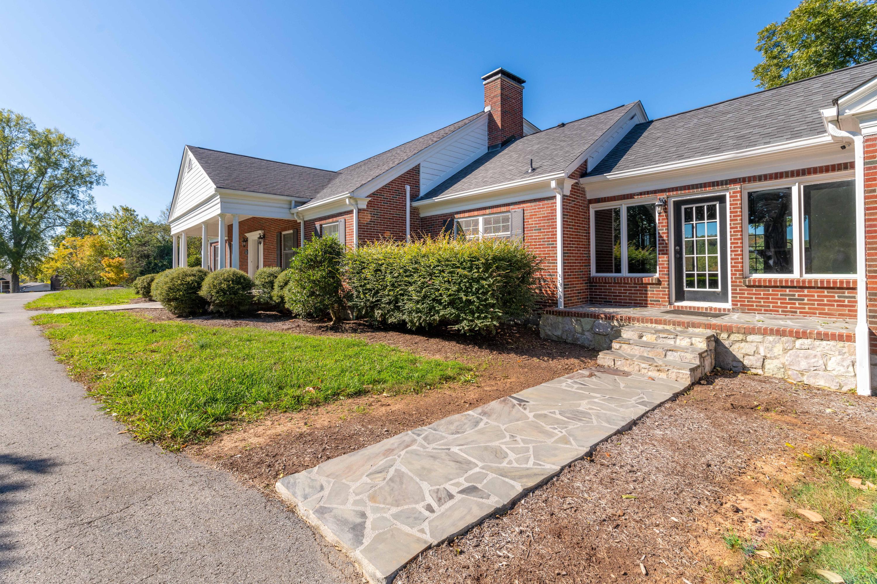 254 Old County Road Ringgold, GA 30736 - Photo 3 of 71 D85_8296