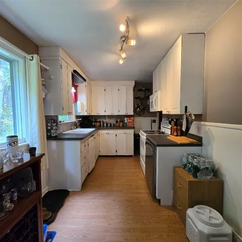 $129,900 | 1219 Crestview Drive, Endicott, NY 13760