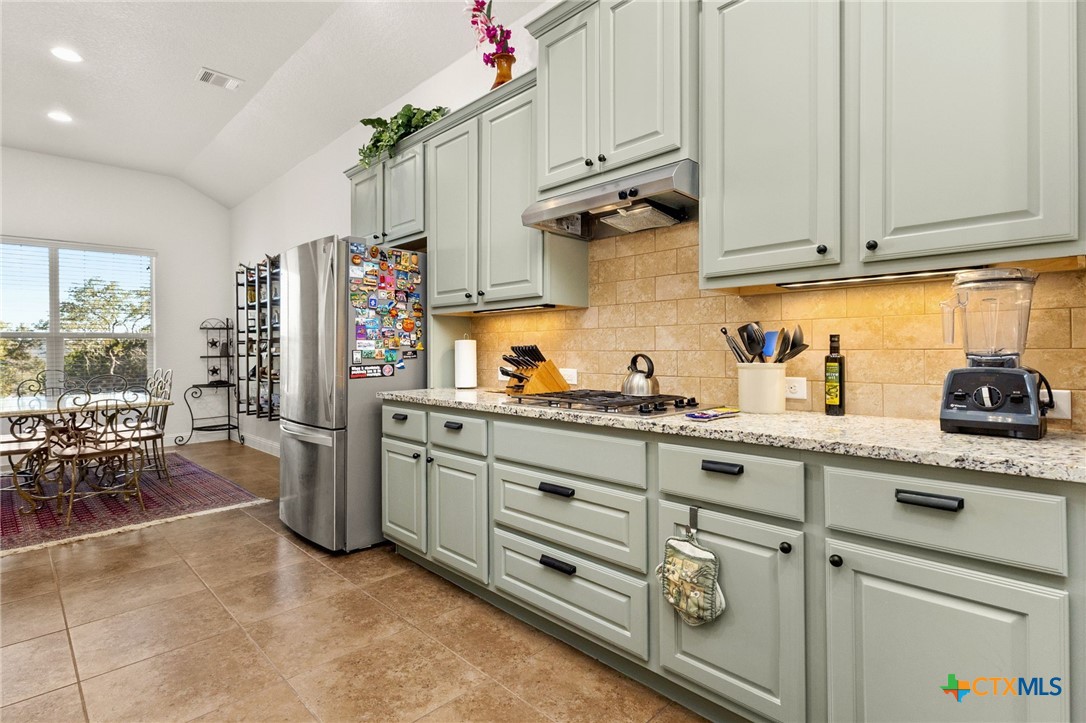 880 Haven Point Loop New Braunfels, TX 78132 - Photo 13 of 41