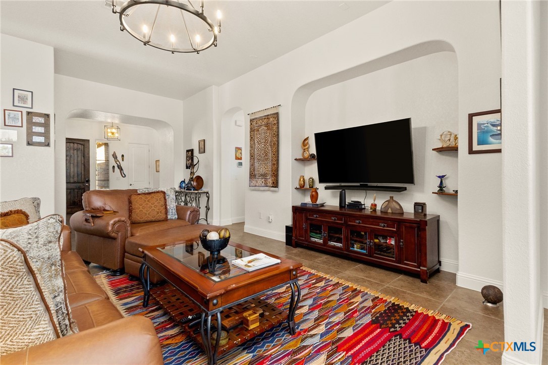 880 Haven Point Loop New Braunfels, TX 78132 - Photo 6 of 41 Living Room