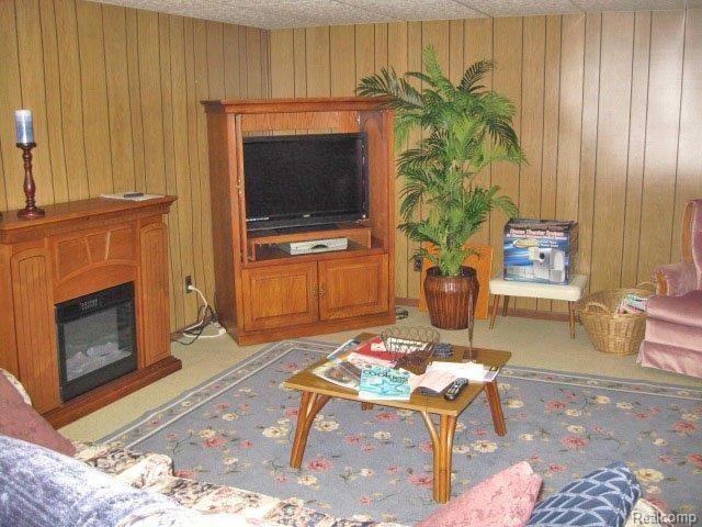 13724 Martin Road Warren, MI 48088 - Photo 16 of 19 IMG_4698