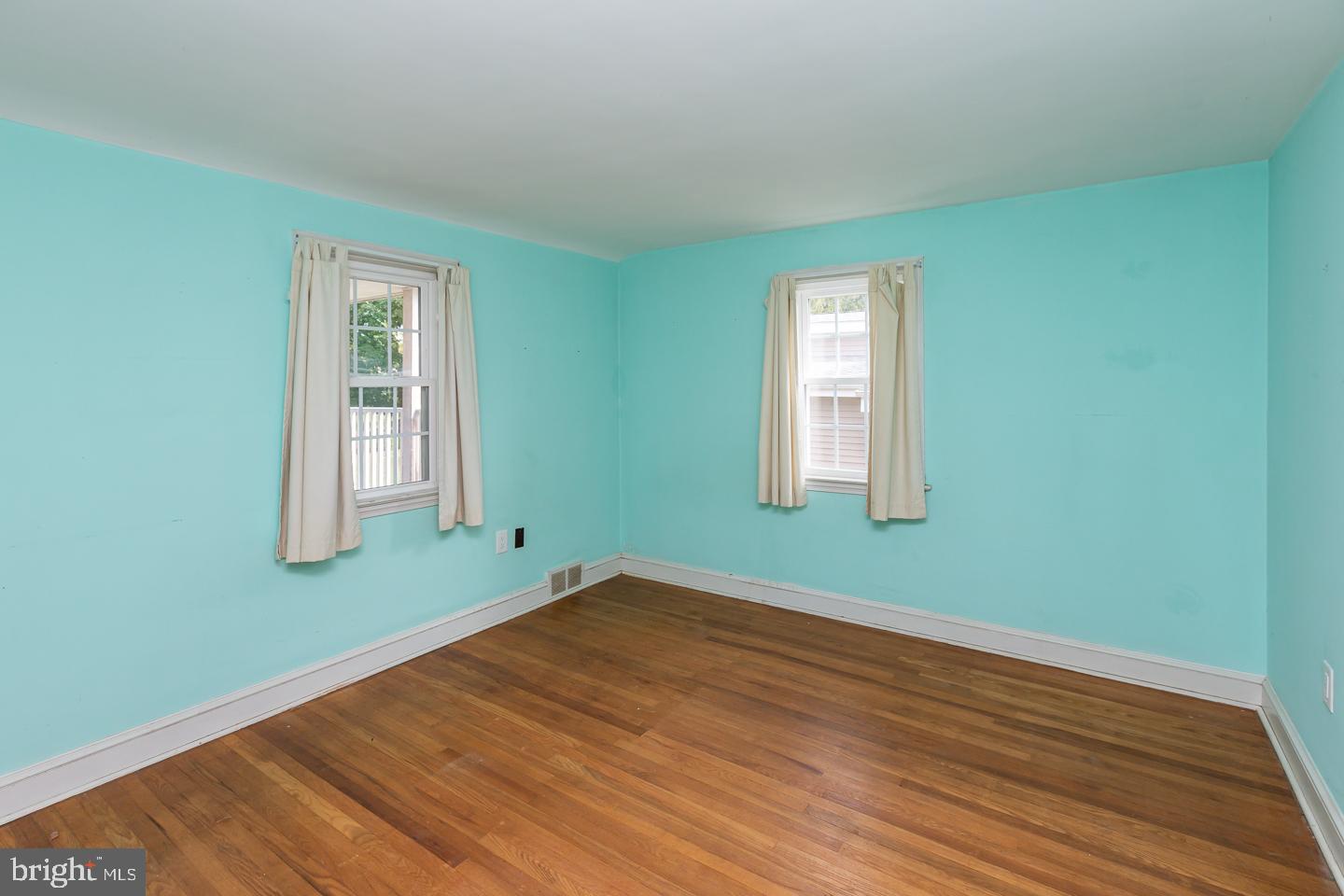 1244 Steel Road Havertown, PA 19083 - Photo 21 of 33