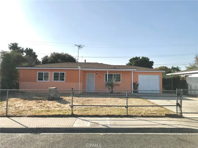$2,600 | 2233 South Encino Place, Pomona, CA 91766