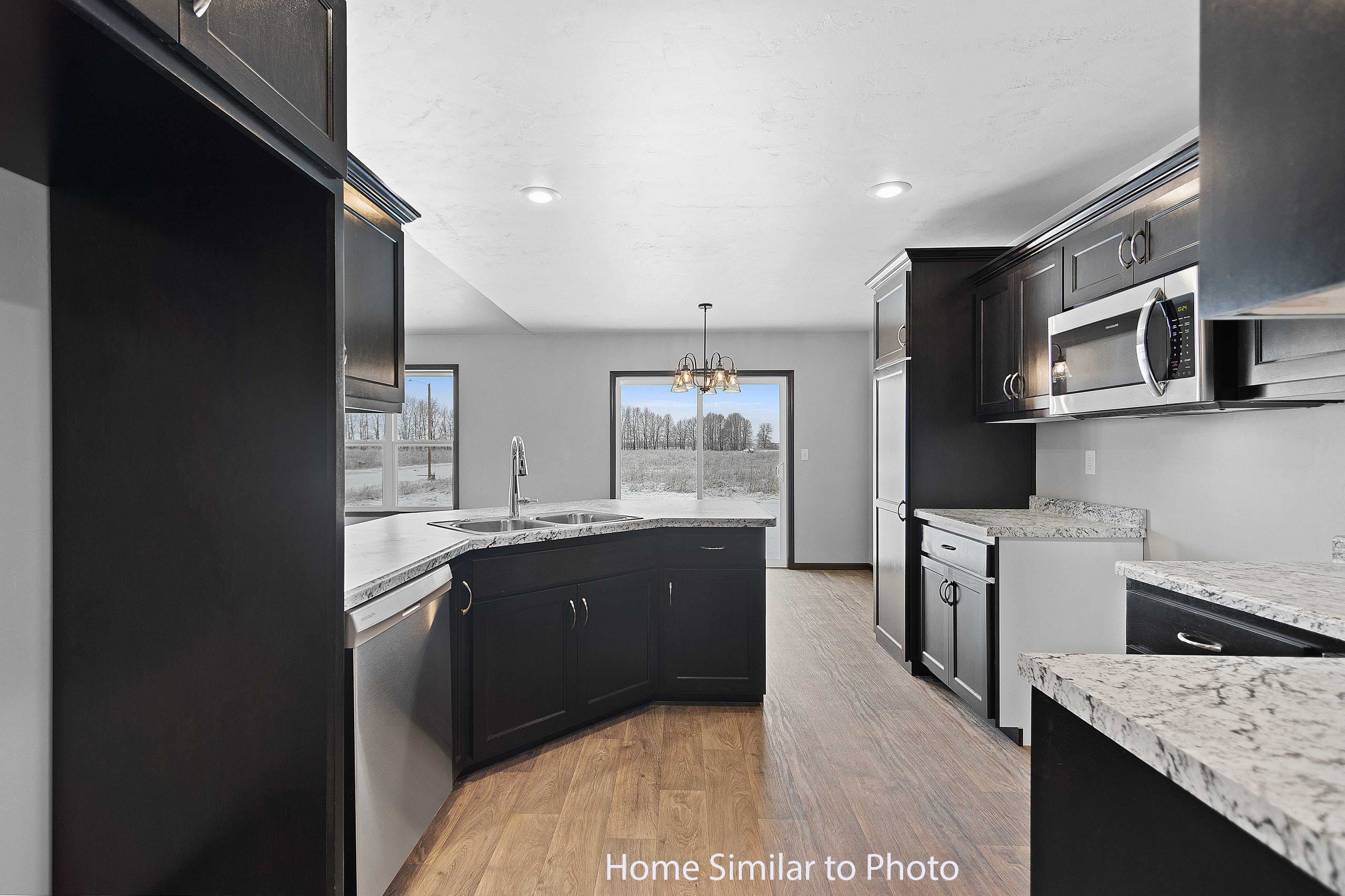 1929 Huffcutt Lane Waupaca, WI 54981 - Photo 14 of 26