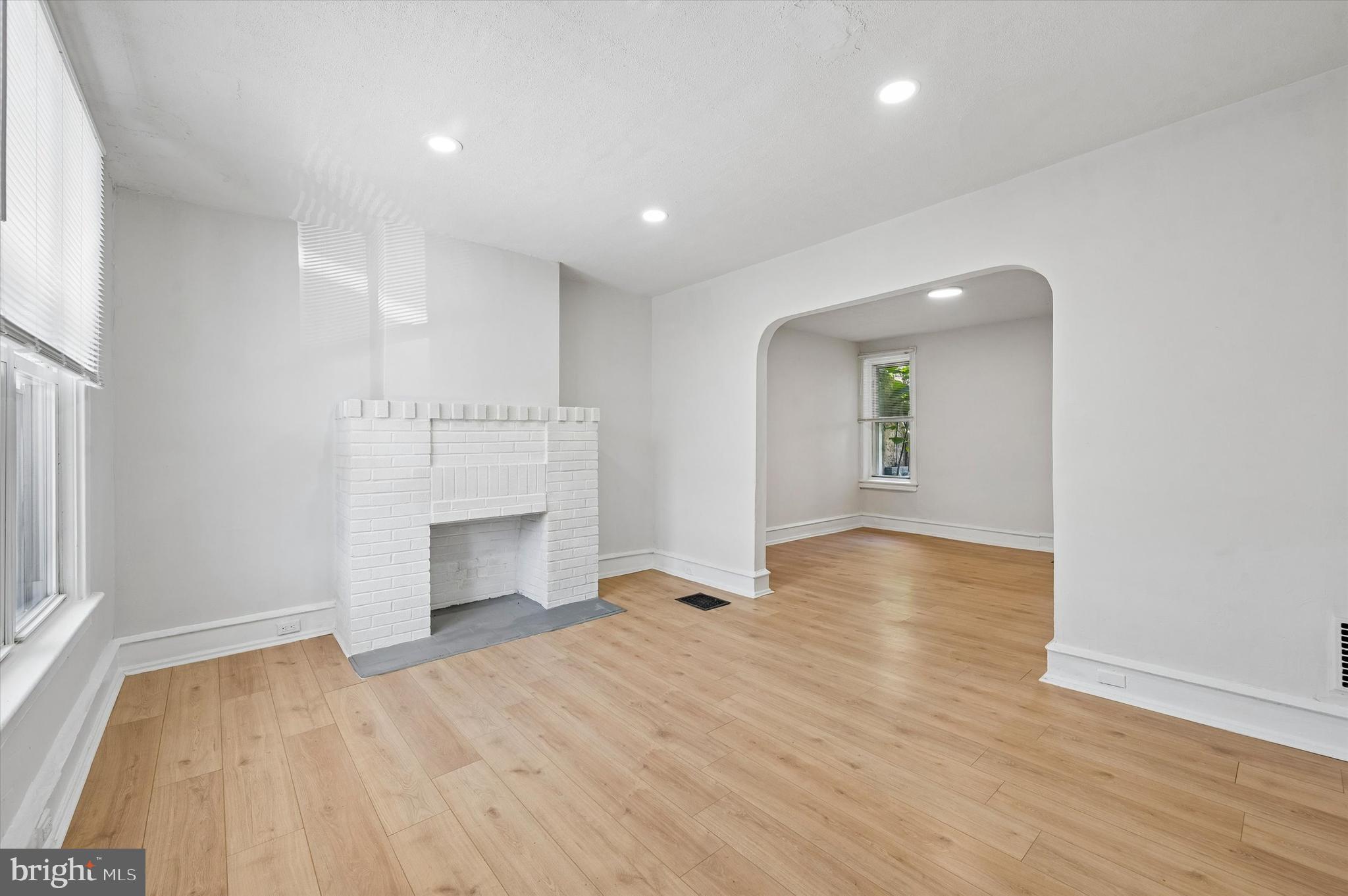 6107 Reedland Street Philadelphia, PA 19142 - Photo 2 of 15 Gallery Image 2