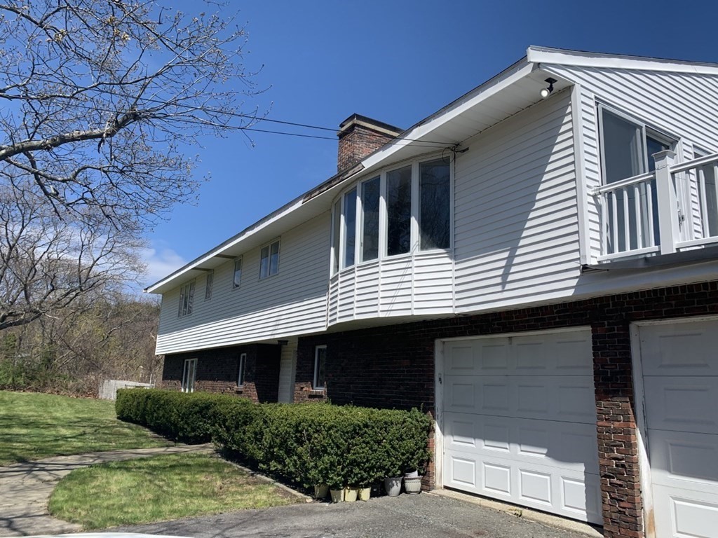 41 Spinale Road Swampscott, MA 01907 - Photo 3 of 10