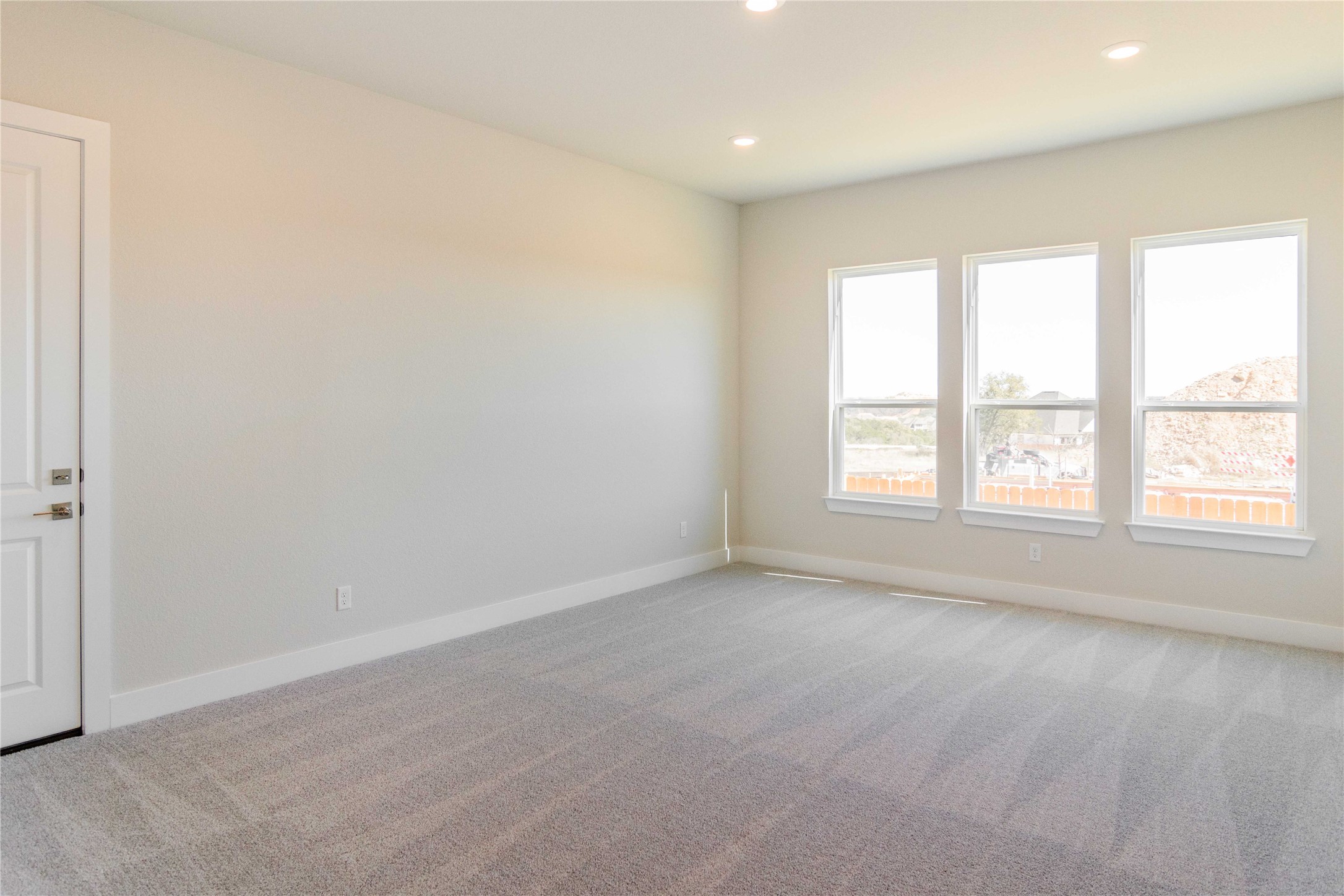 1252 Lavender Way Georgetown, TX 78628 - Photo 5 of 23 an empty room with a window