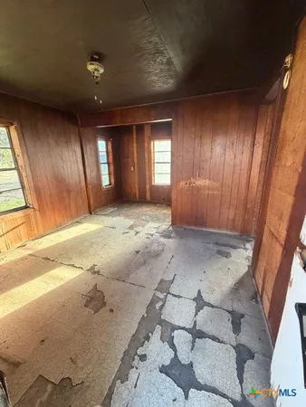 $75,000 | 802 Cadwell Street, Yoakum, TX 77995