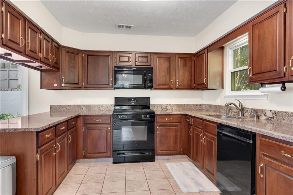 755 Anna Lane Alpharetta, GA 30004 - Photo 7 of 23