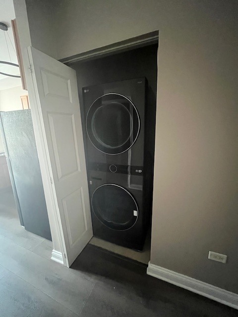 8 West Monroe Street, Unit 1102 Chicago, IL 60603 - Photo 11 of 18 a utility room with dryer and washer